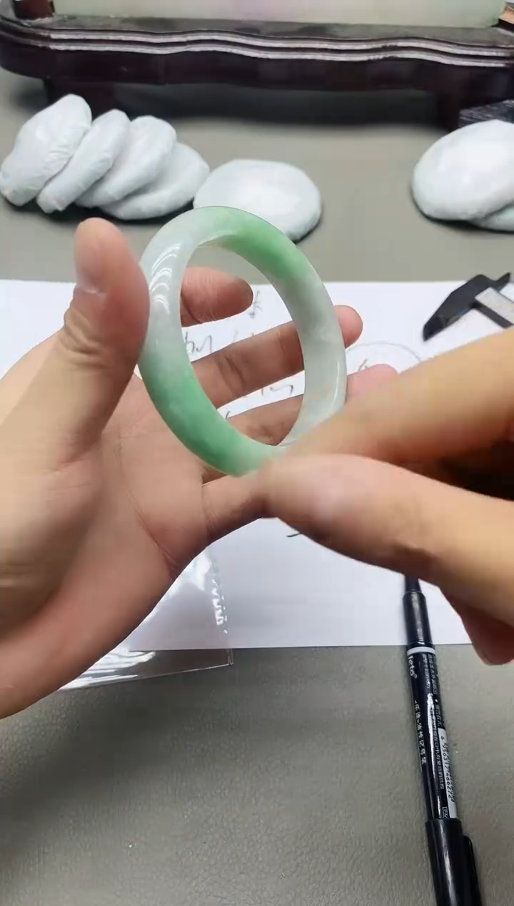 翡翠手镯未镶嵌268所见即所得拍啥发啥