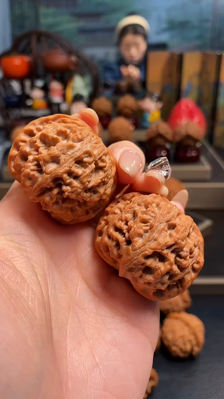 【闪购商品】文玩核桃把件H 722苹果园41尺