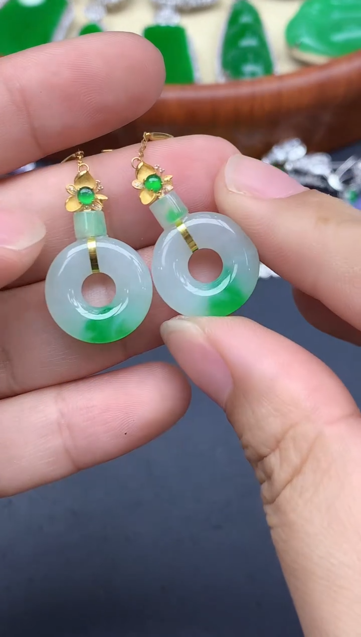 18K金镶嵌翡翠耳饰380-中国好珍宝