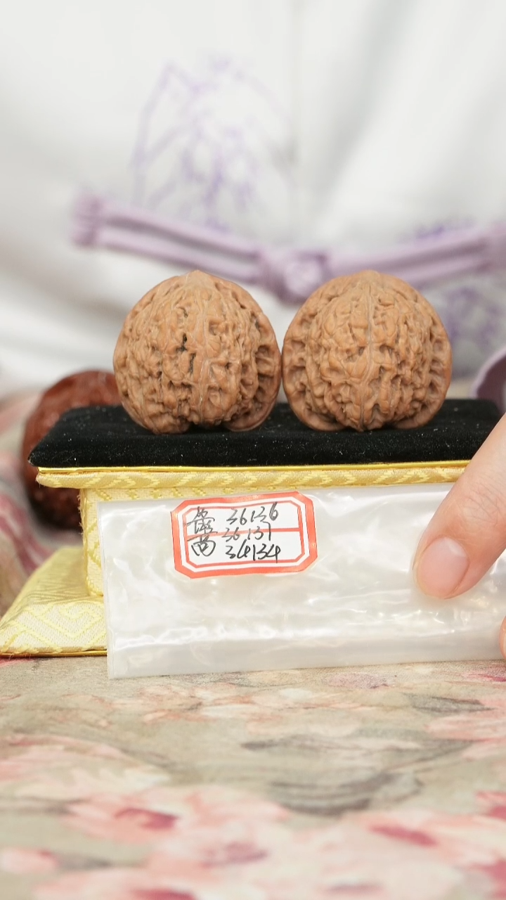 把件文玩核桃密纹