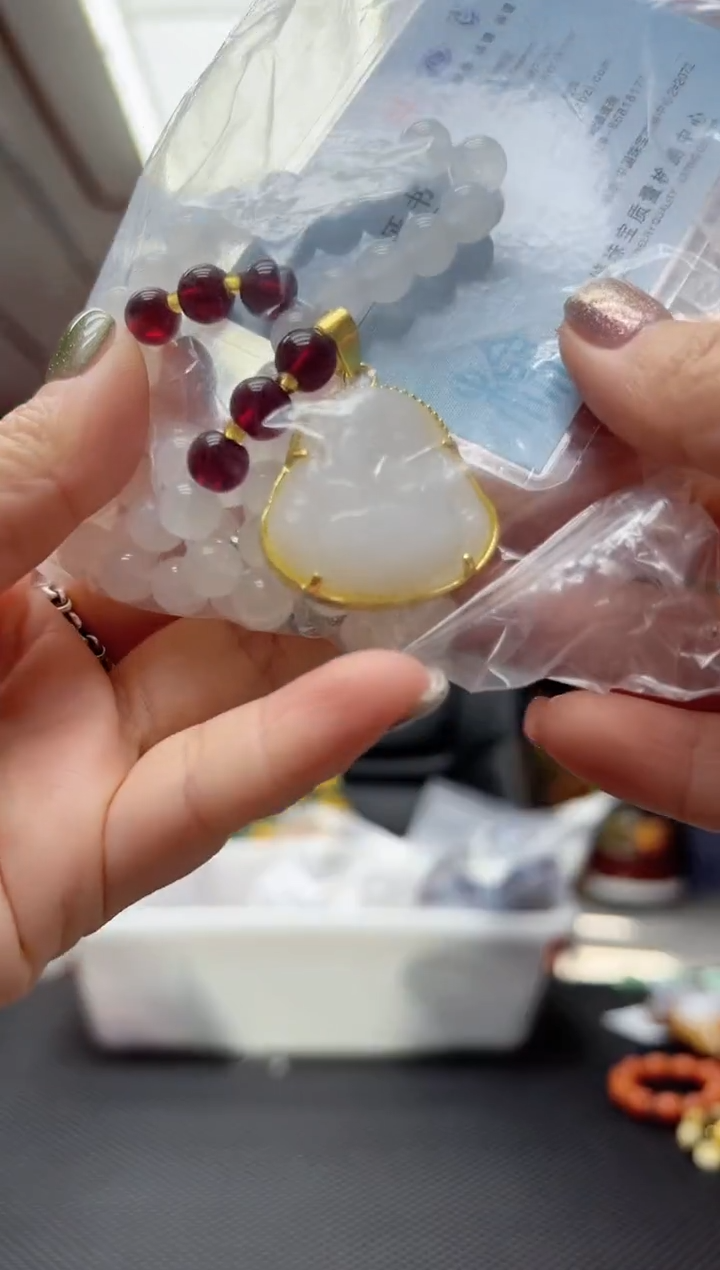 【闪购商品】和田玉挂件未镶嵌多样性发货其中发一