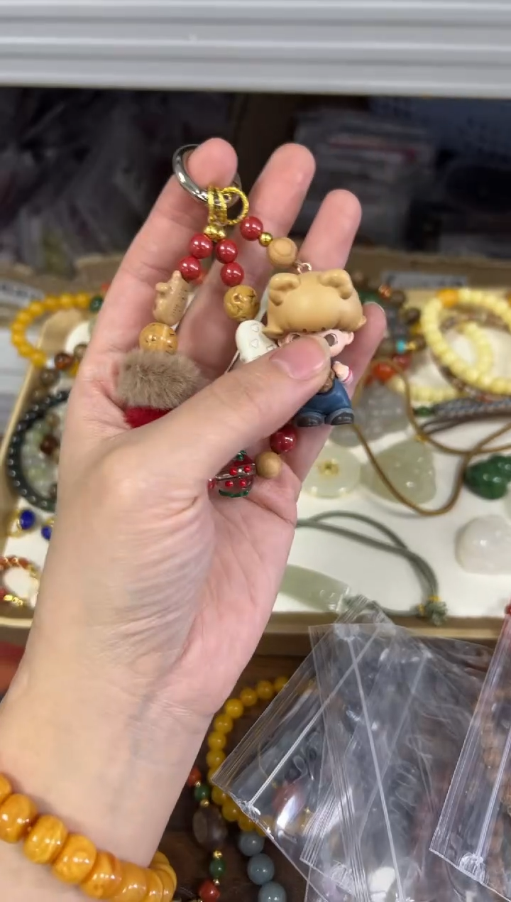 天然辰砂帝王砂朱砂DM设计款挂件[26]