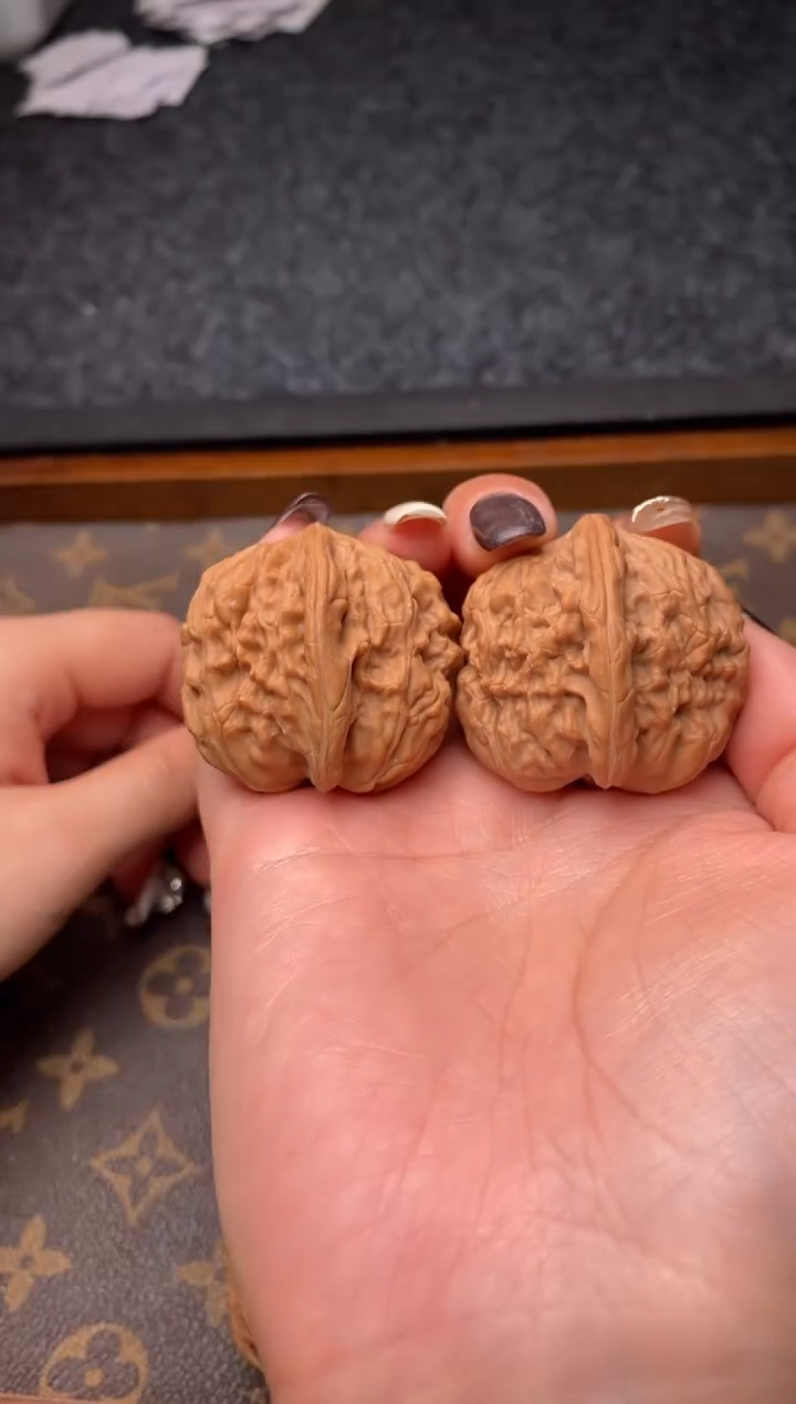 把件文玩核桃b93号38尺九月元宝