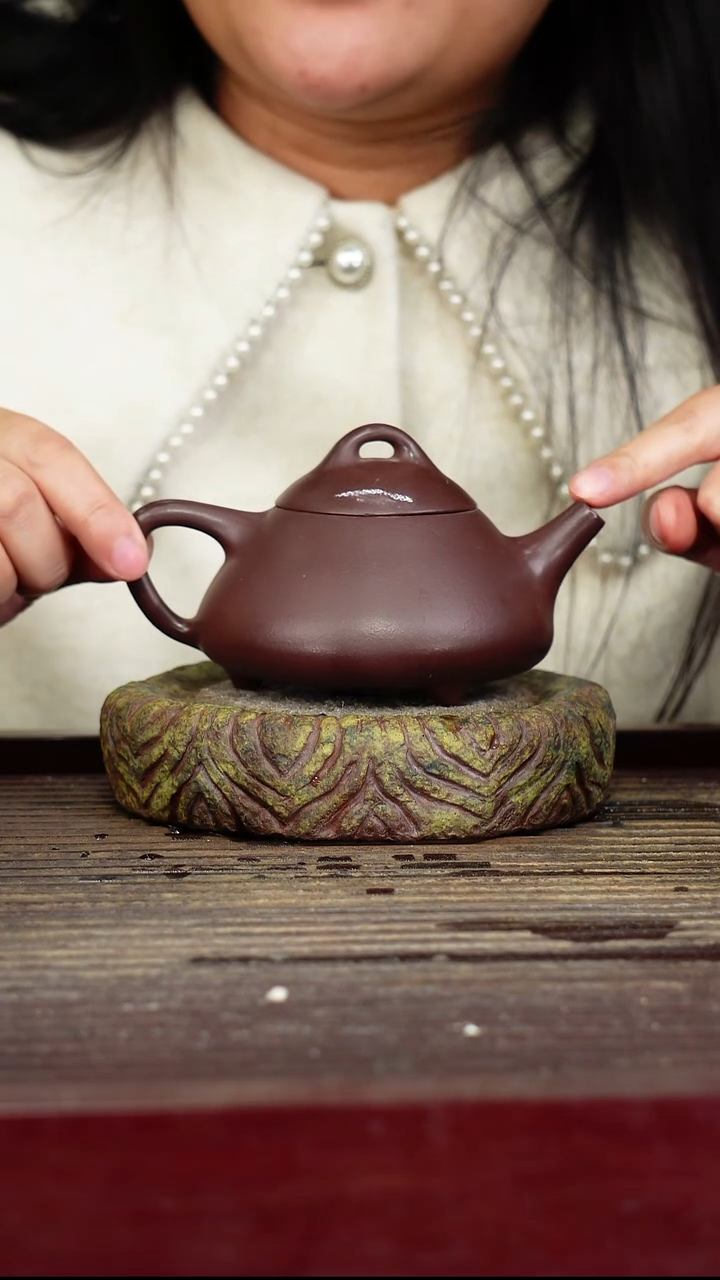 宜兴原矿紫砂壶茶壶宜兴原矿紫砂壶茶壶250C