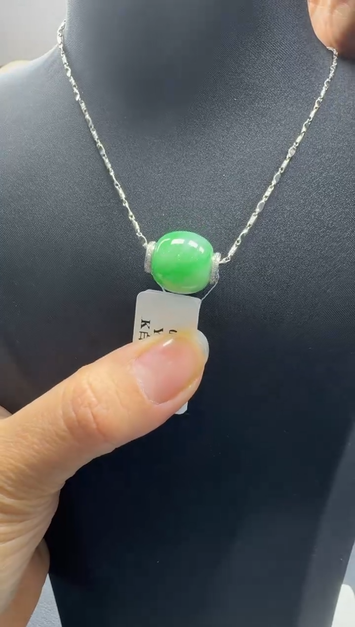 【闪购商品】翡翠颈饰18K金镶嵌YM548-1路路通