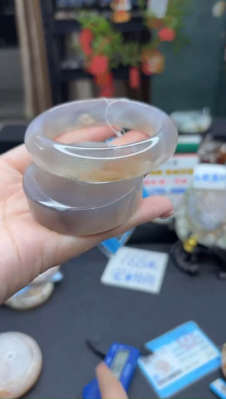 【闪购商品】石英质玉手镯未镶嵌645（58圈赠送镯心）