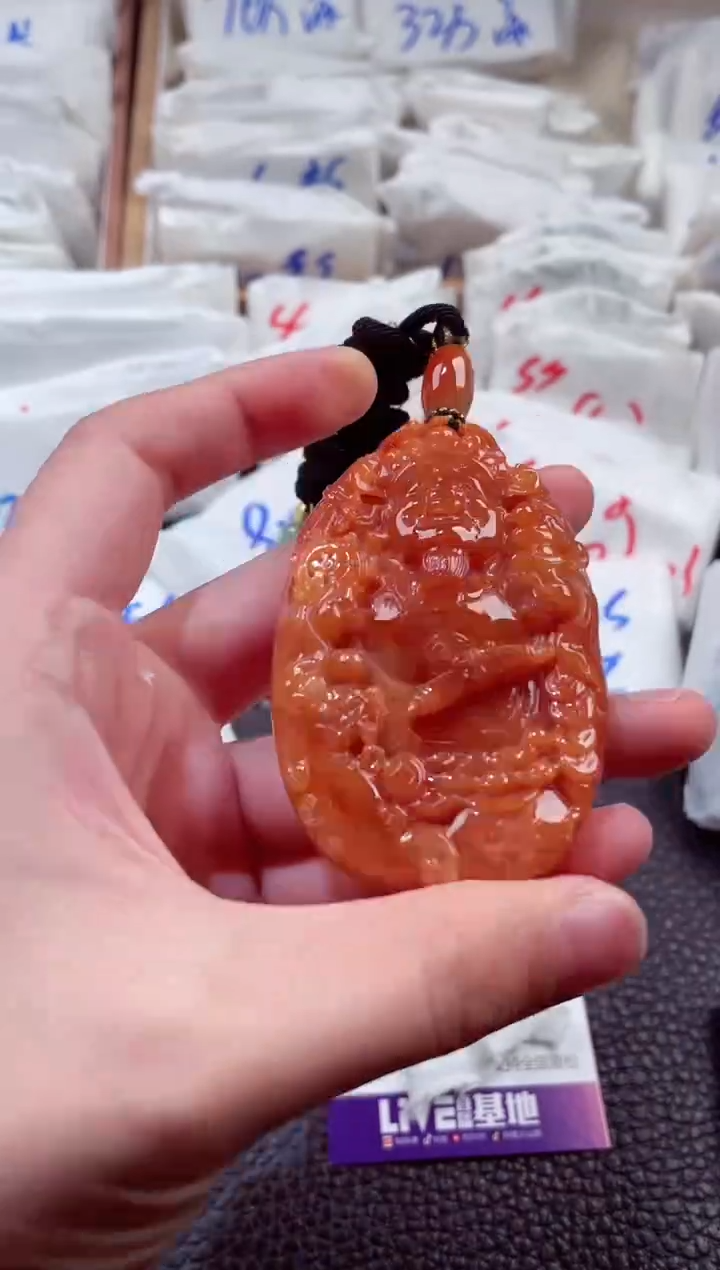 翡翠未镶嵌颈饰00007528