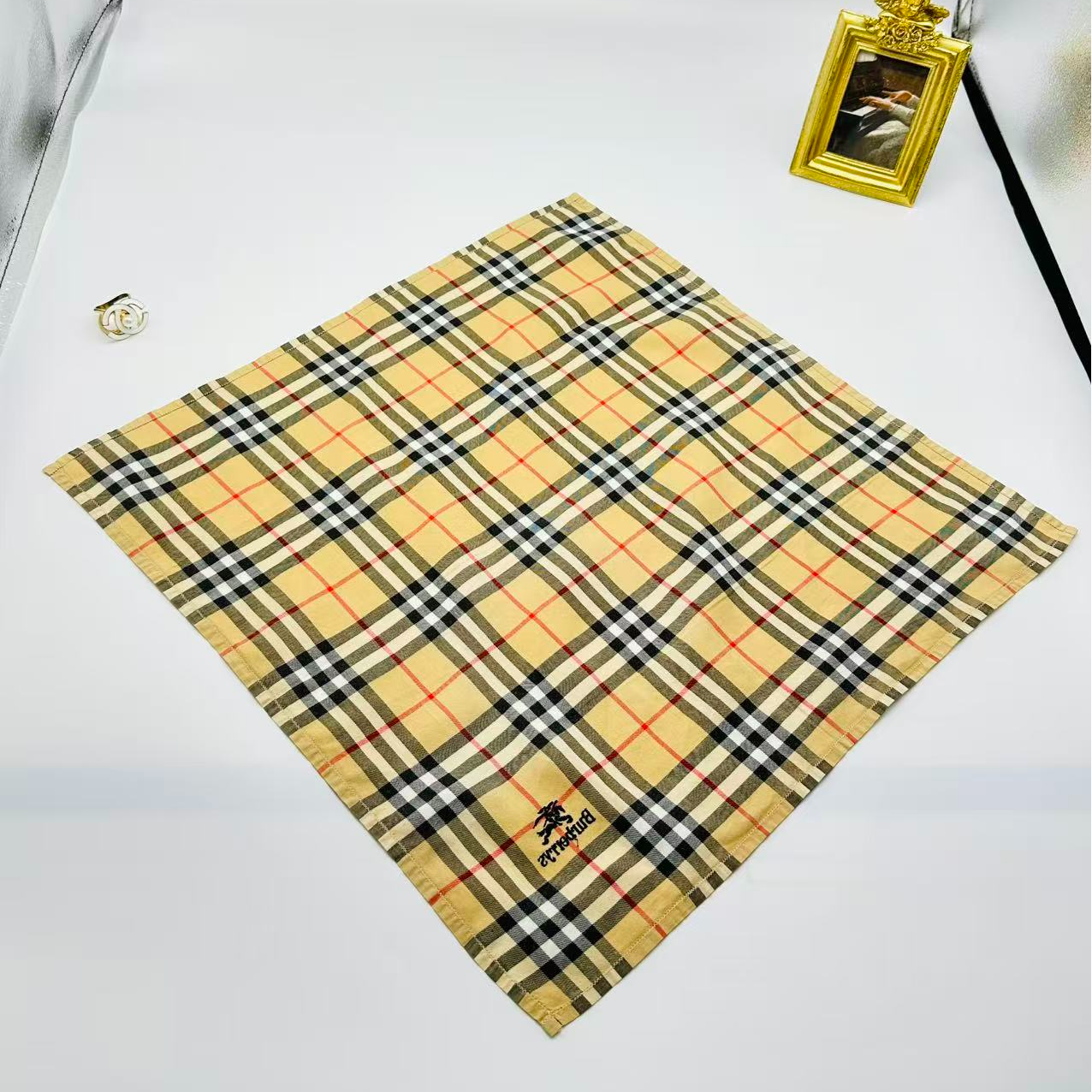 95新 BURBERRY/博柏利 海囤/巴宝莉/丝巾/yy09541