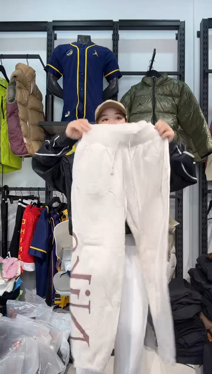 3169闪购编码 Nike/Jordan运动卫衣裤以直播间过款为准 尺码  m