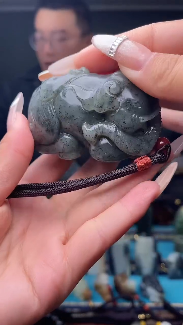 未镶嵌和田玉挂件1