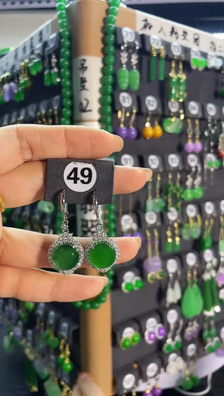 【闪购商品】翡翠耳饰银S925镶嵌49....