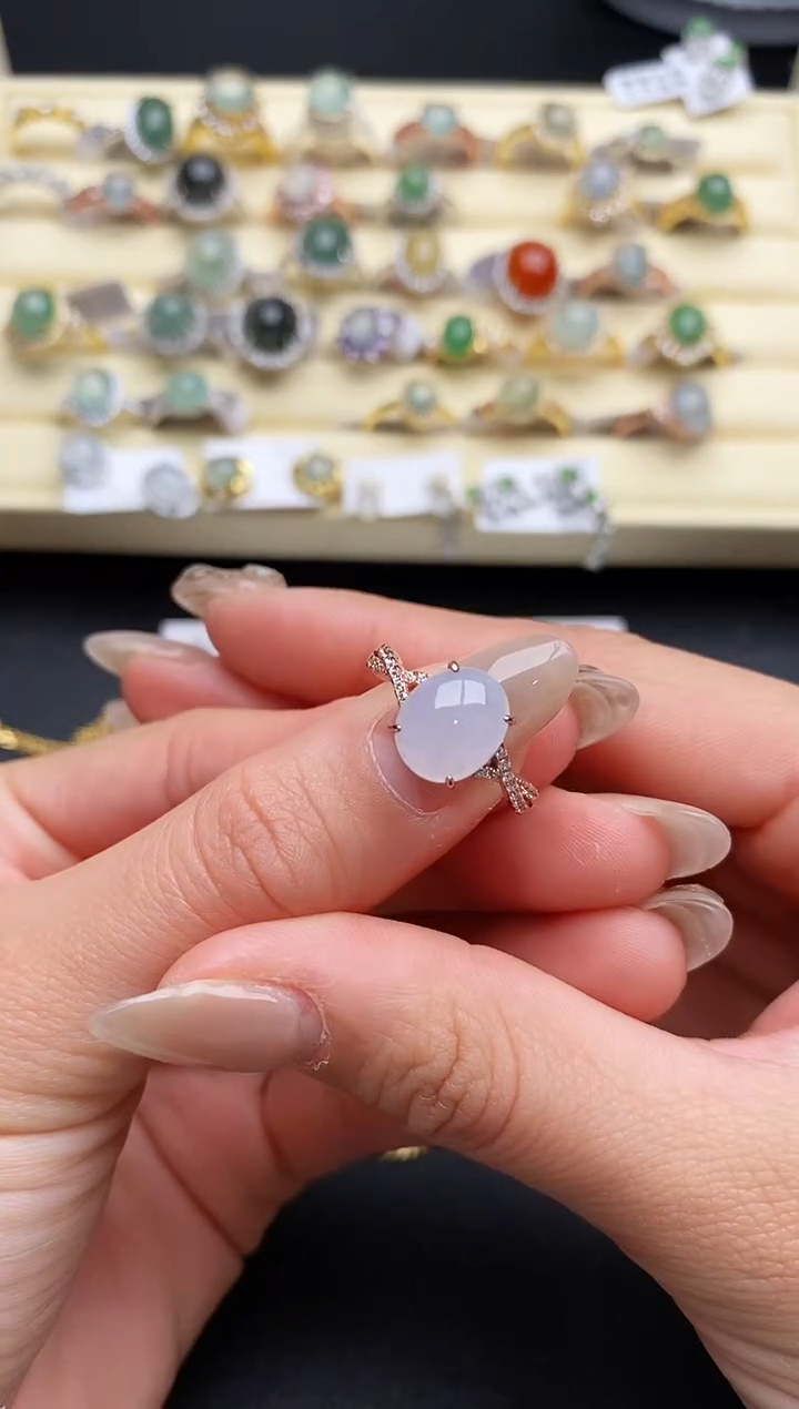 【闪购商品】翡翠戒指银S925镶嵌8888888+10