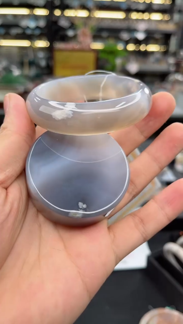 【闪购商品】石英质玉手镯未镶嵌55圈口（赠品镯心）3540267