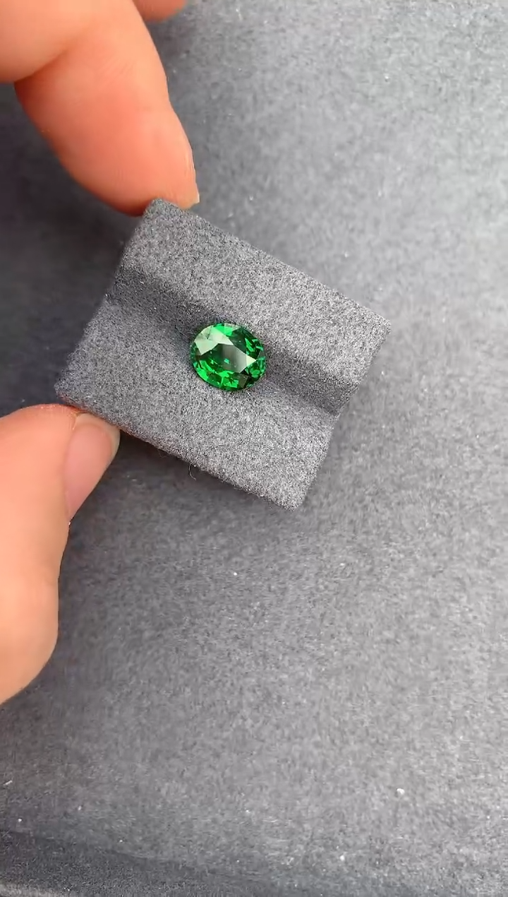 【闪购商品】石榴石（沙弗莱）裸石未镶嵌2ct沙弗莱