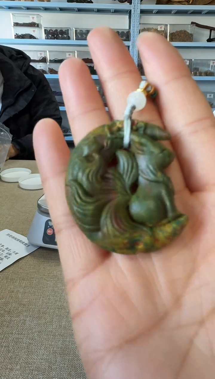 香粉肺舒津润清咽痰散方·望月狐香牌（青黛）