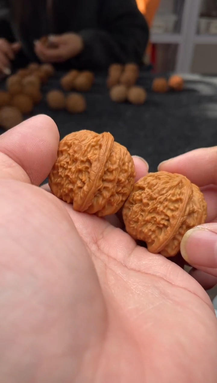 把件文玩核桃B121号38尺白狮子