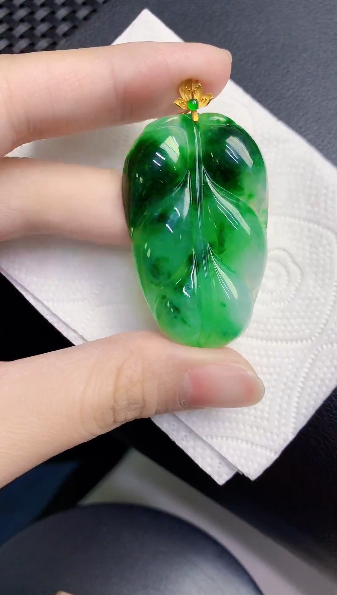 颈饰18K金镶嵌翡翠天然翡翠缅甸A货