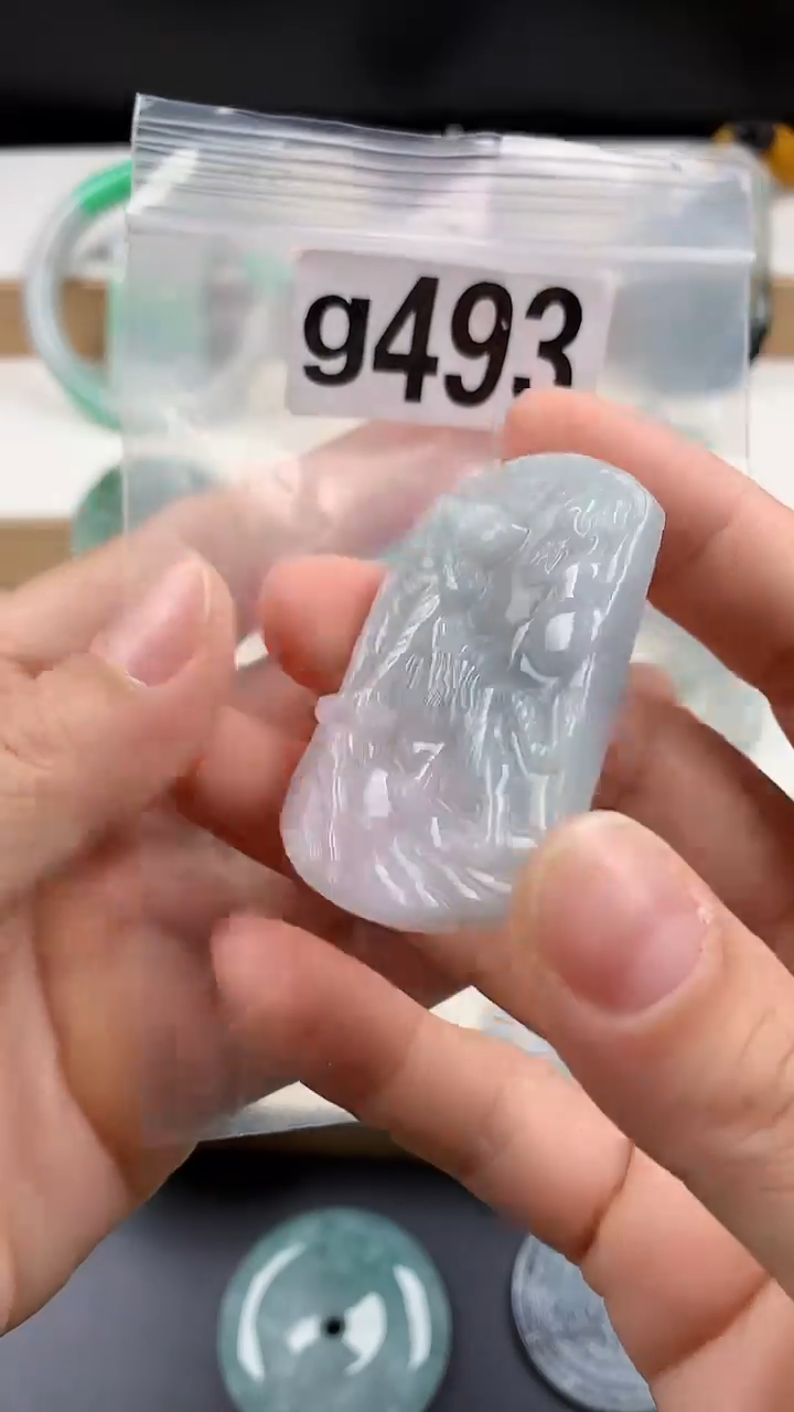 颈饰未镶嵌翡翠天然翡翠吊坠挂件
