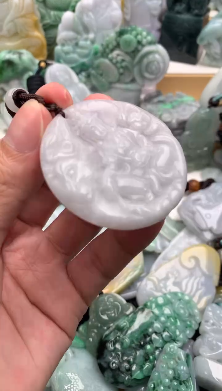 吊坠(不含链)未镶嵌翡翠1