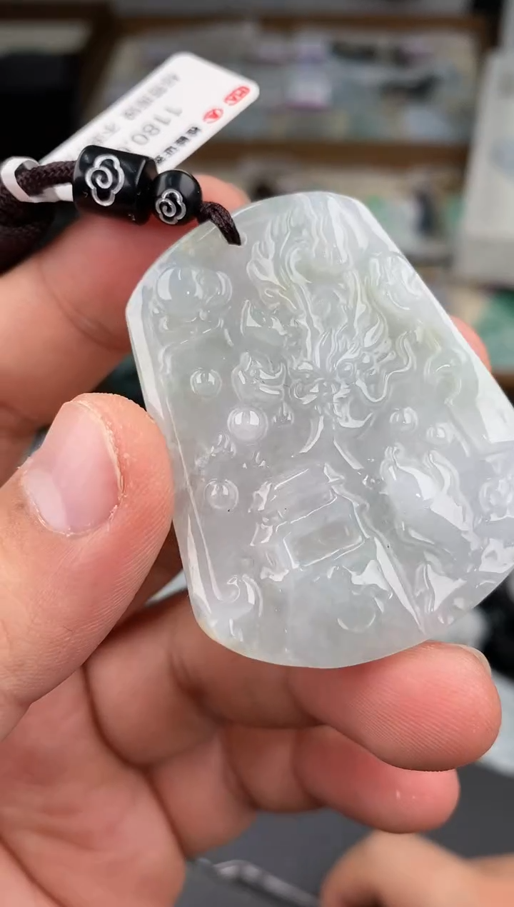 【闪购商品】翡翠颈饰未镶嵌  天然翡翠，一物一图