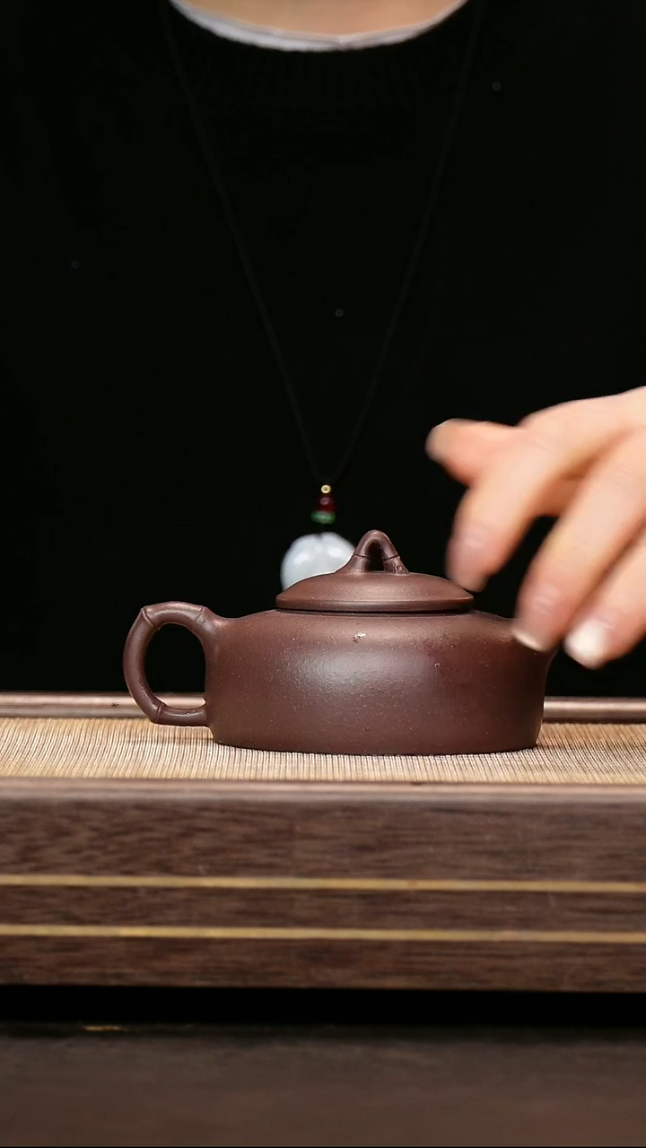 茶壶紫砂四号井底槽清 折竹壶