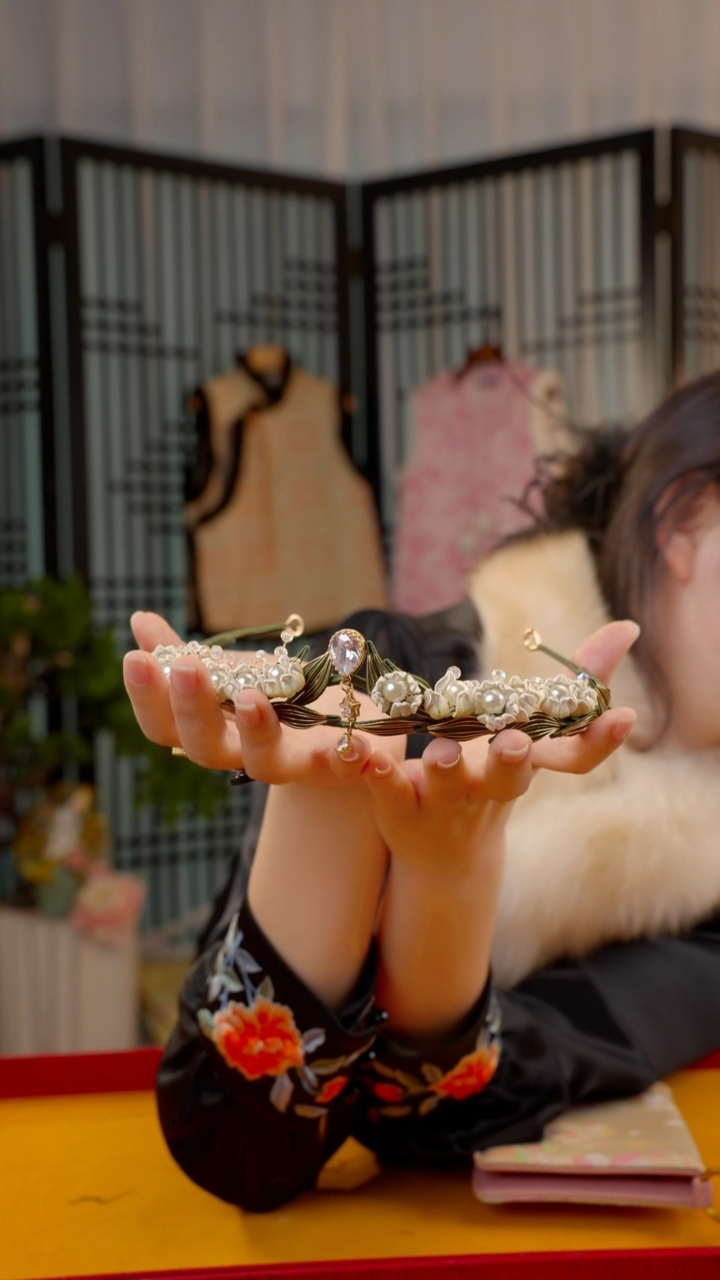 刺绣辣****妈非遗苏绣饰品