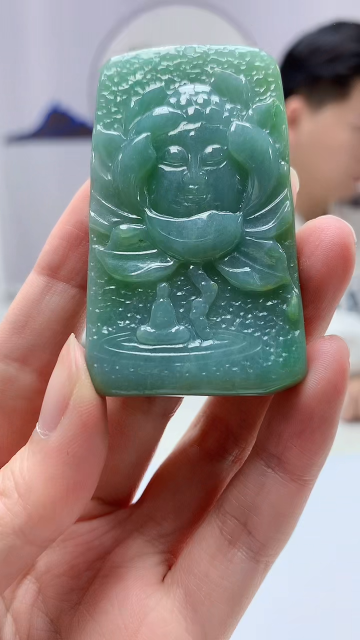 【闪购商品】定制翡翠未镶嵌4917zm-毛货挂件115佛