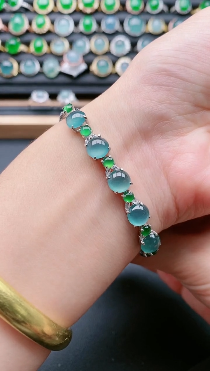 【闪购商品】翡翠戒指银S925镶嵌111111