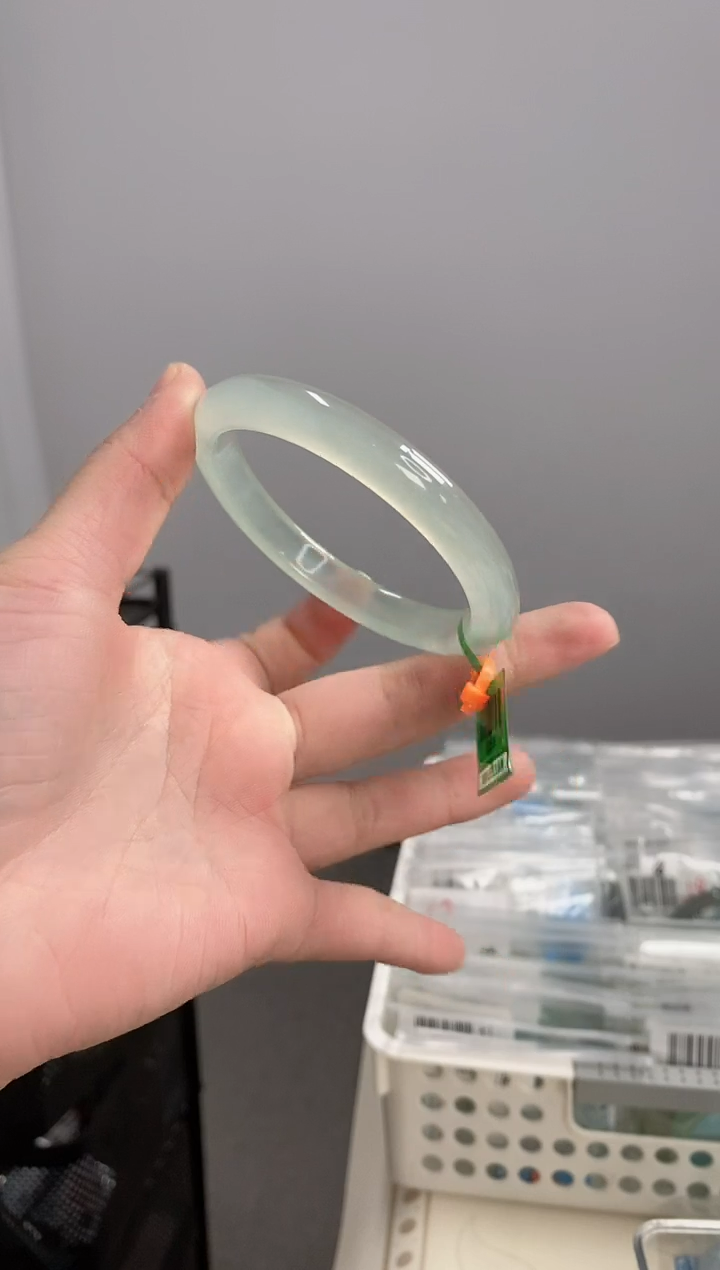 【闪购商品】玛瑙/玉髓手镯未镶嵌60圈