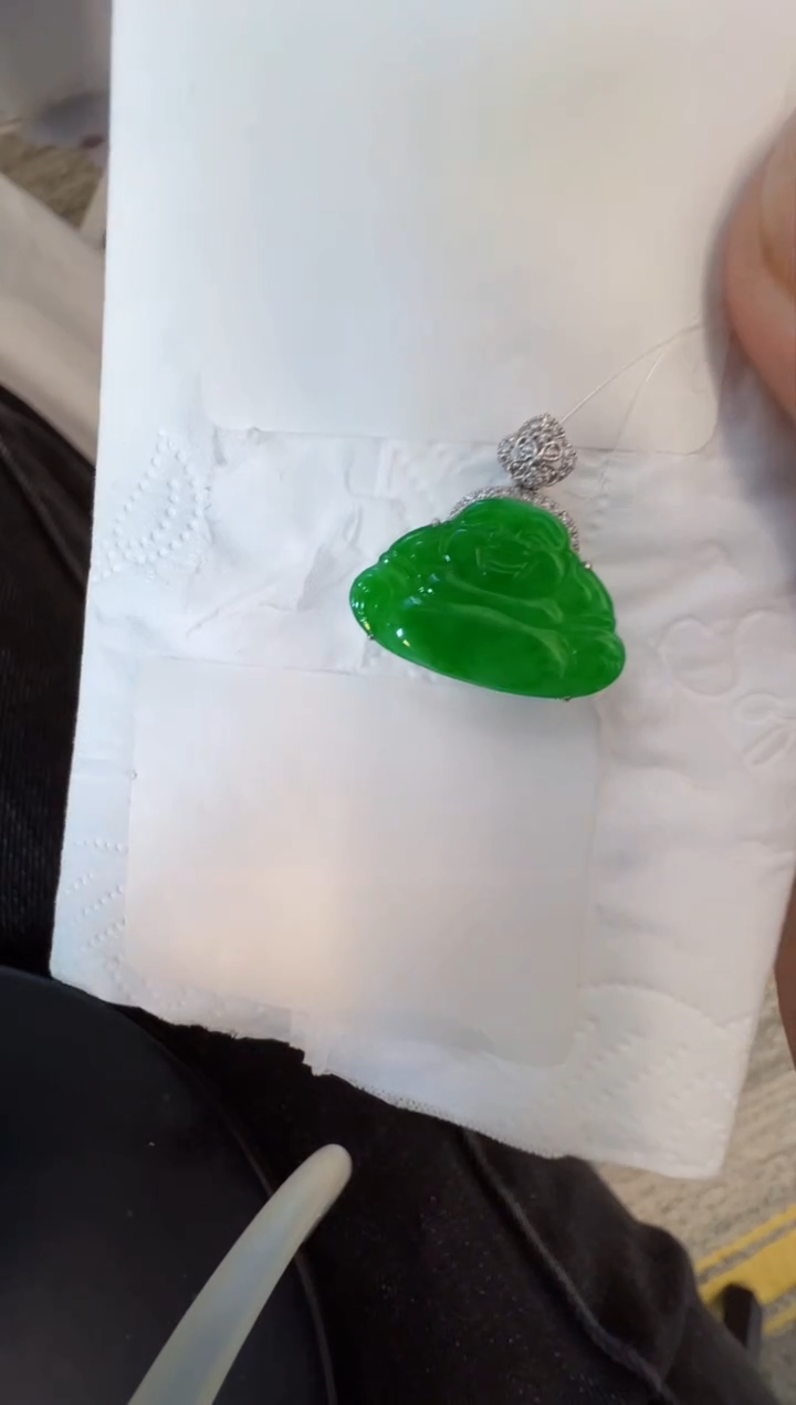 【闪购商品】翡翠吊坠(不含链)18K金镶嵌8800