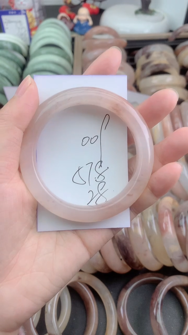 未镶嵌手镯石英质玉009