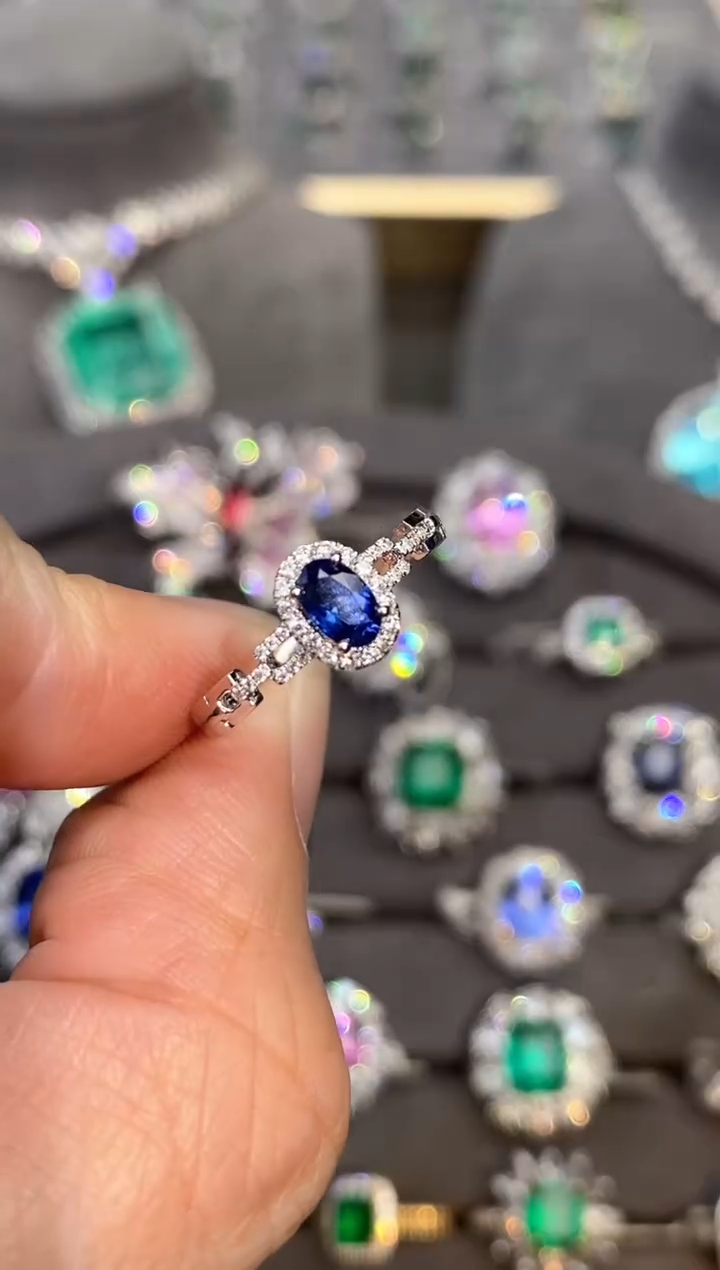 【闪购商品】蓝宝石戒指18K金镶嵌0.41ct/新年开工价