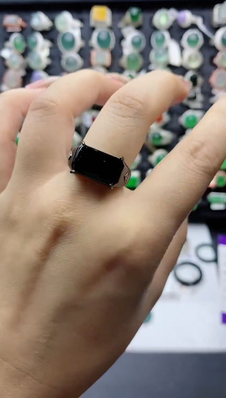 【闪购商品】翡翠戒指银S925镶嵌天然翡翠男戒