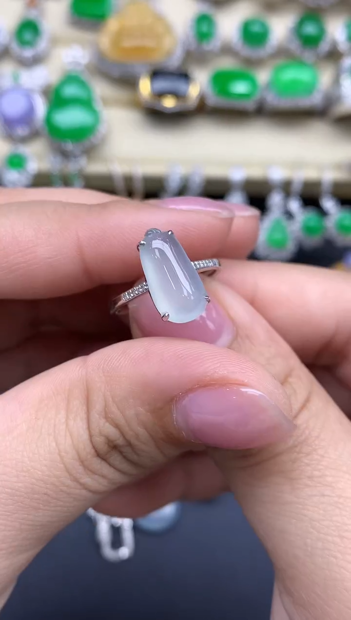 【闪购商品】翡翠戒指18K金镶嵌353-中国好珍宝