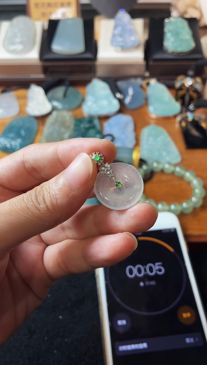 颈饰18K金镶嵌翡翠老*4084已镶嵌18K