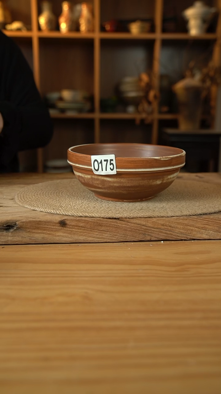 175福利孤品系列的8英寸圆口汤钵1个