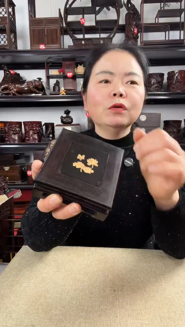 木641瑕疵小号老李红木工艺品