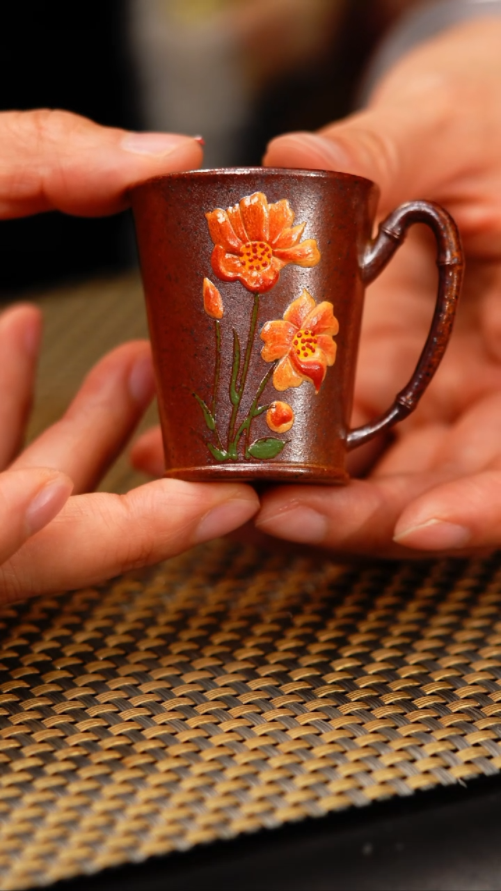 11小鱼柴烧红花把子杯