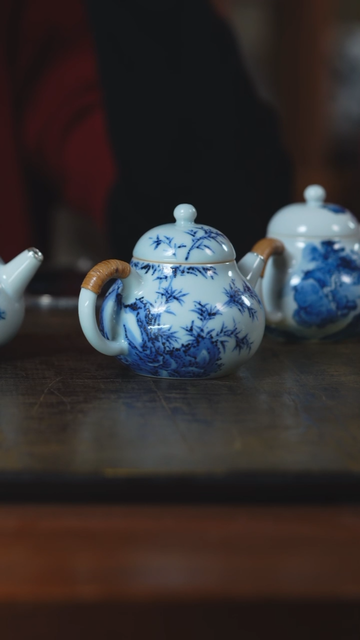 _*_弥云斋青花竹子云壶