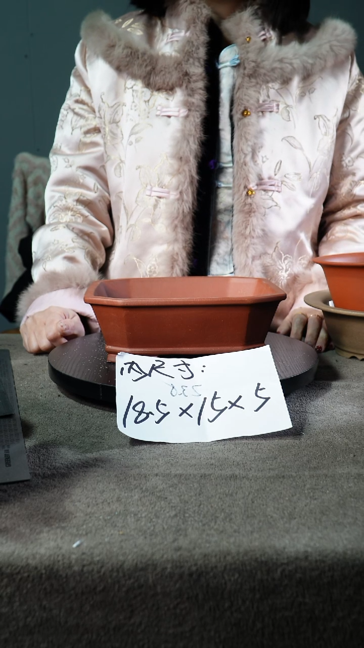 宜兴紫砂小花盆盆