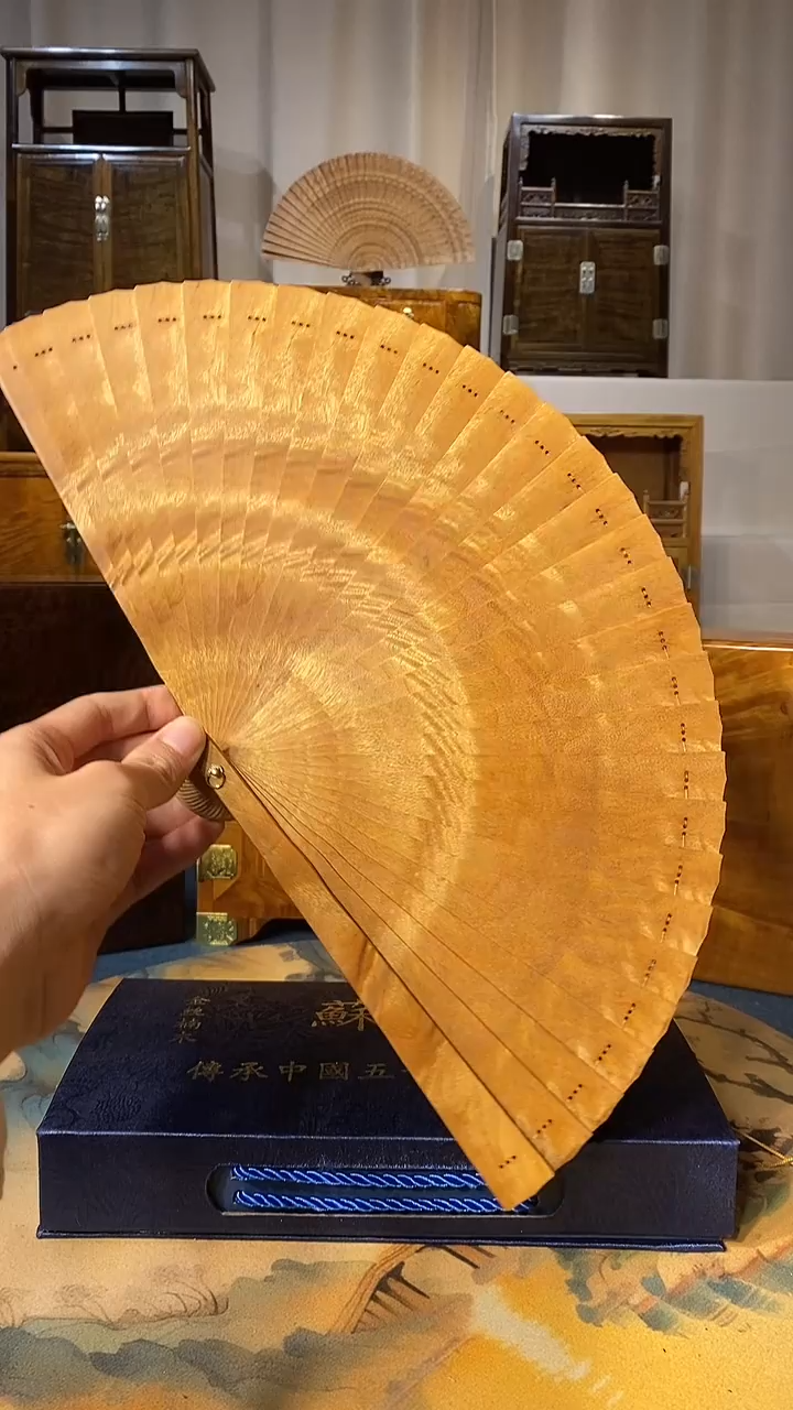 金丝楠帝王木苏扇10
