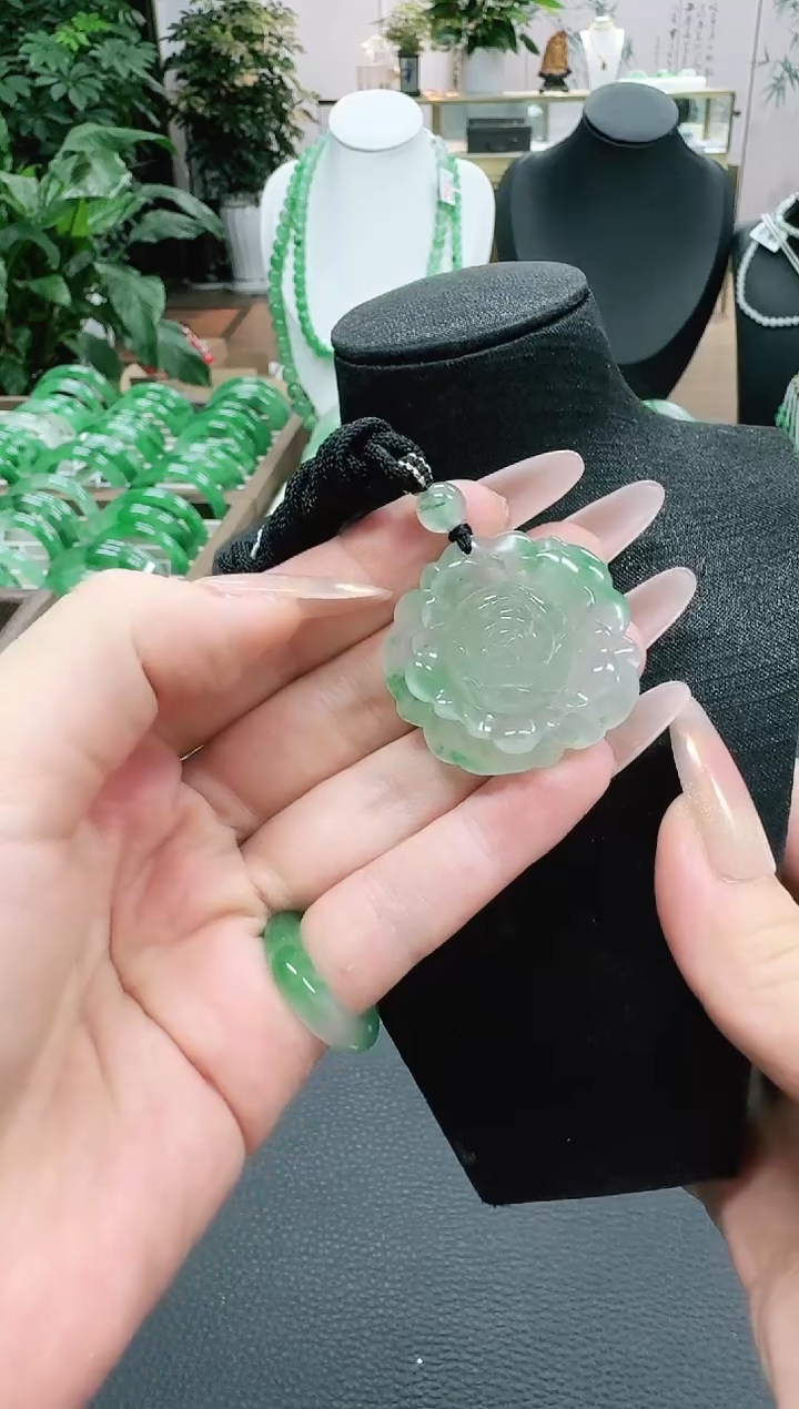 未镶嵌1石英质玉（非洲翠）/0980
