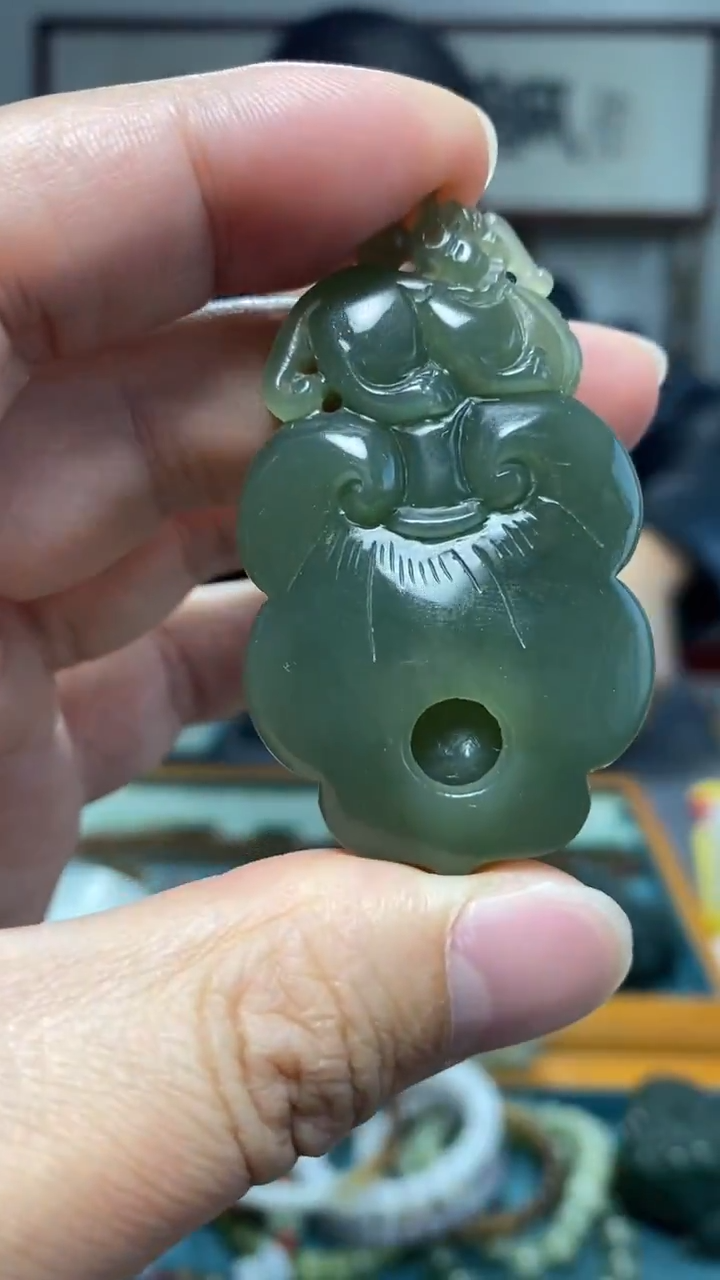 颈饰未镶嵌和田玉14