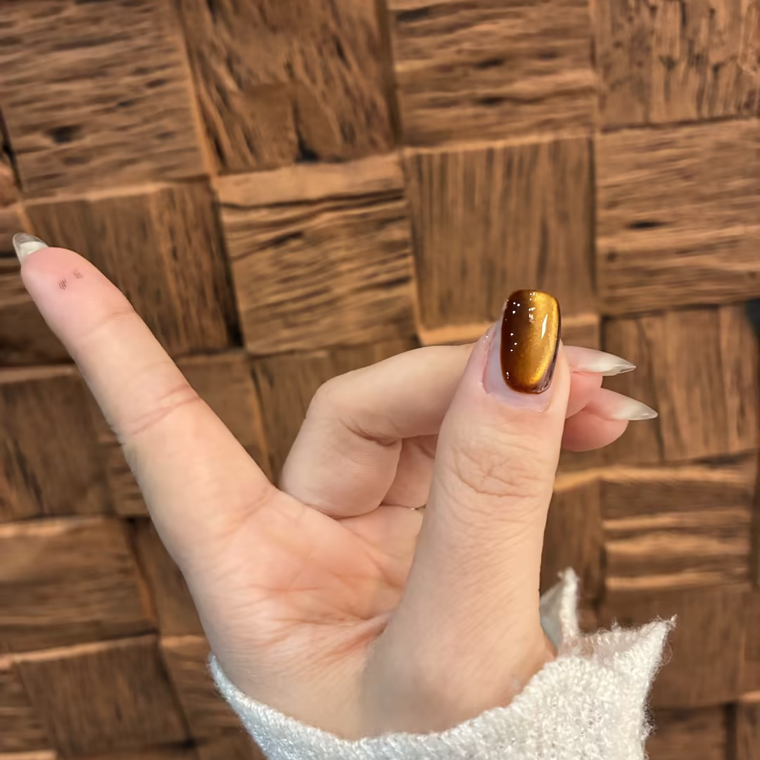 小优专属特调-拜古庭金光系列05色甲油胶10ml-WR317