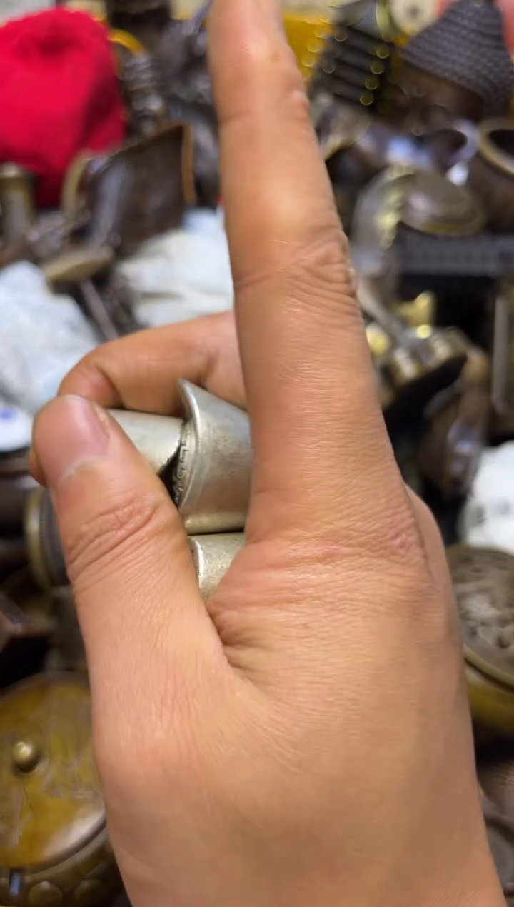 精美铜器，点击下单