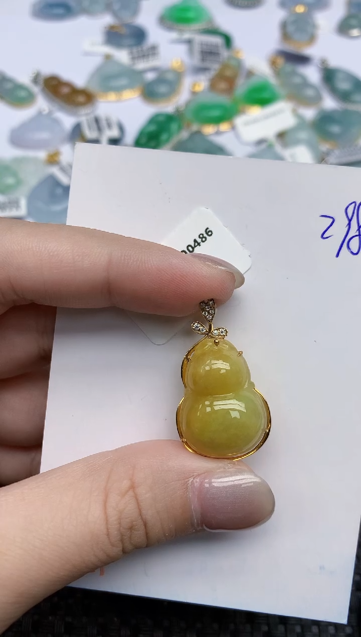 【闪购商品】翡翠颈饰18K金镶嵌天然翡翠A货