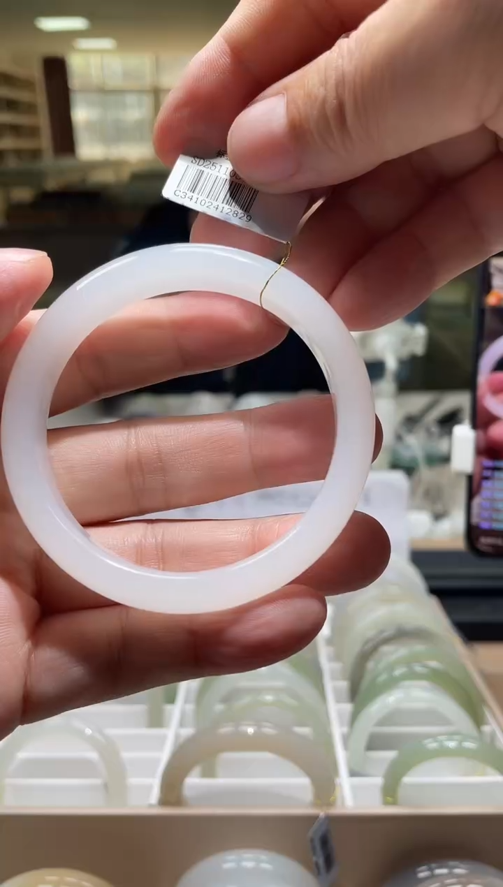 未镶嵌手镯和田玉58-59圈口 2829