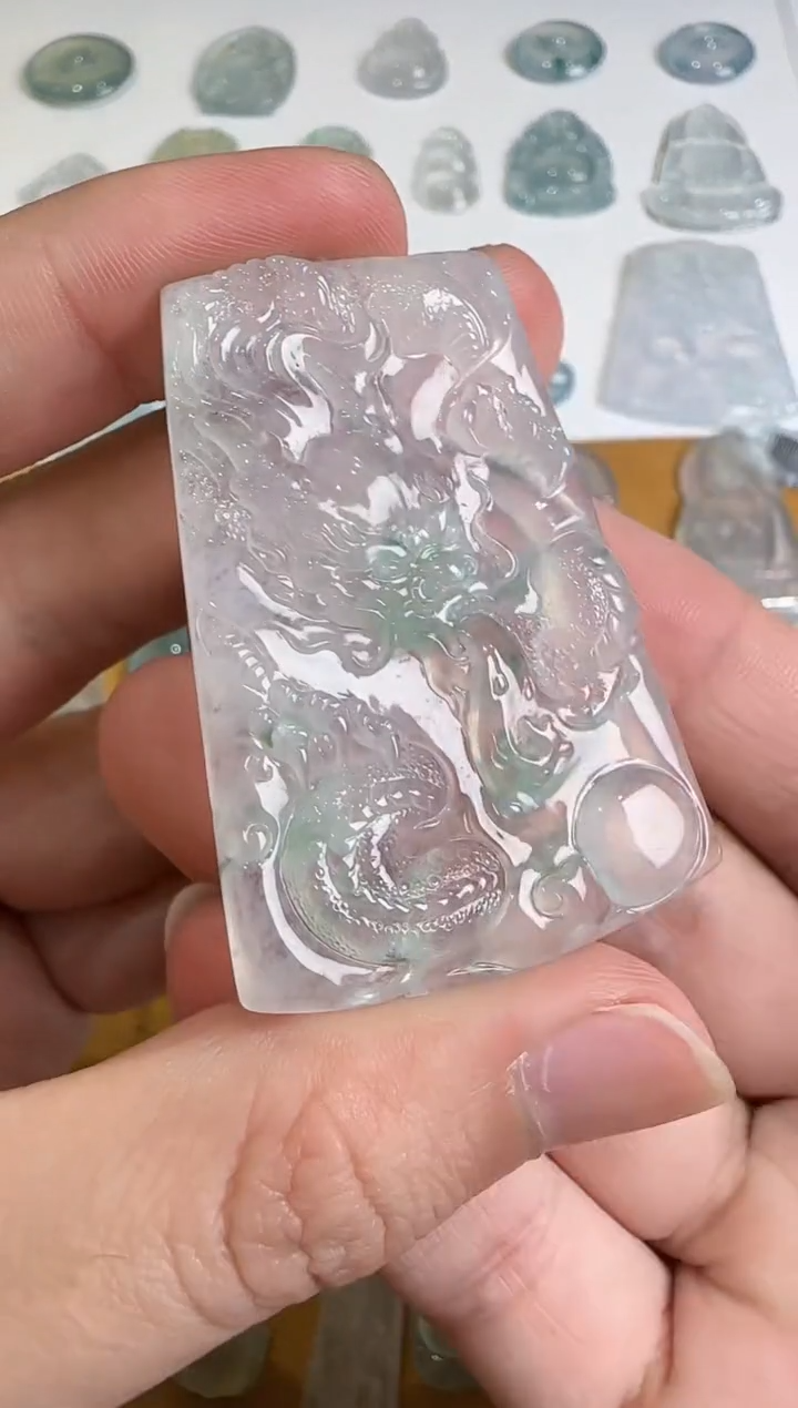 吊坠(不含链)未镶嵌翡翠..