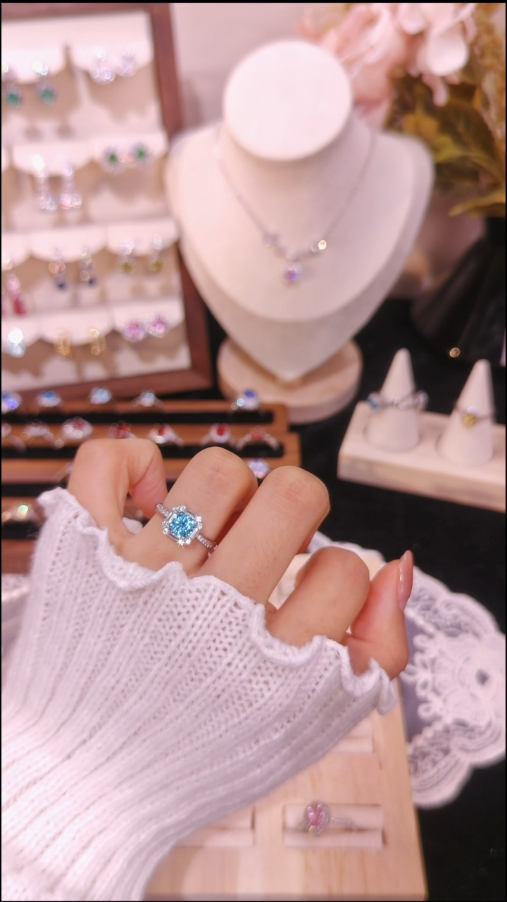 合金无蓝色戒指 