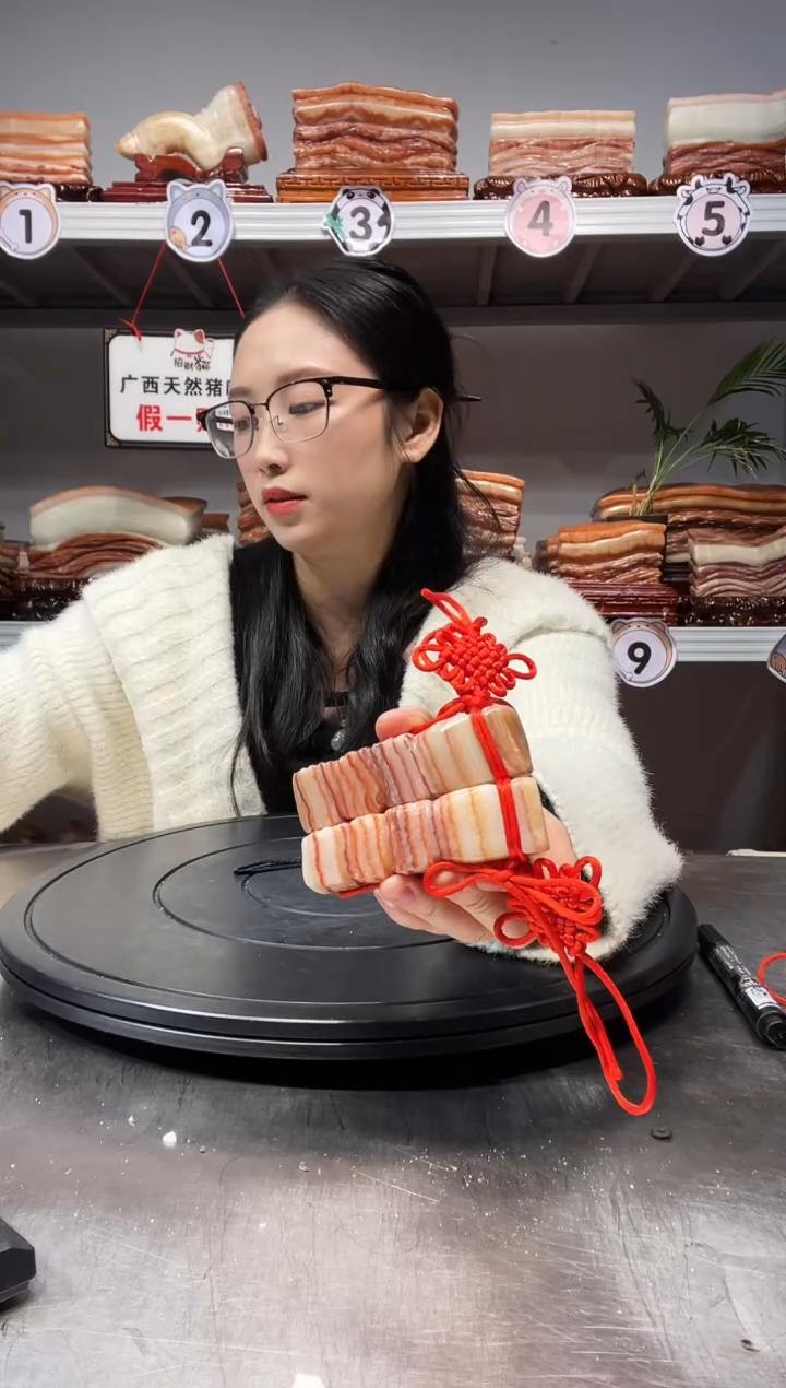 【闪购商品】天然石材柳州猪肉石